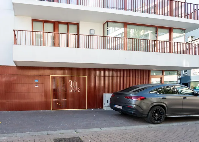 Dunvegan - City Centre Luxurious Apartment For 5
